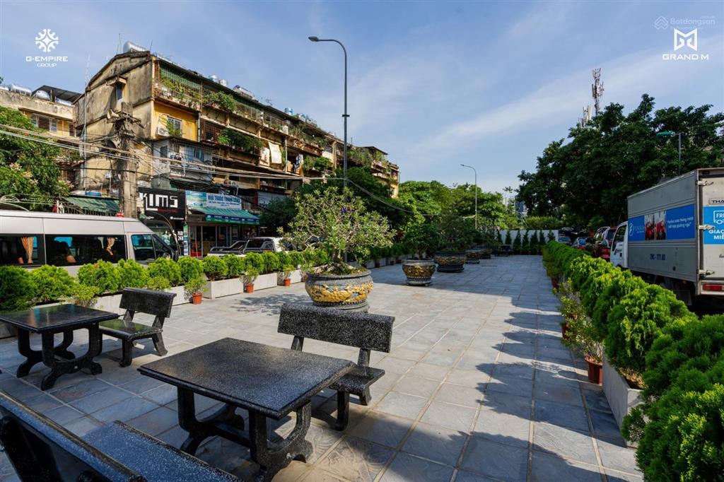Gia đìnhđình cần bán căn góc 64m dự án số 8 nguyên hồng sổ đỏ giá đẹp nhất tòa