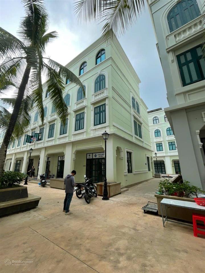 Siêu phẩm đầu tư  cặp villa 10 phòng full nội thất sát biển bãi trường  chỉ 15.5 tỷ
