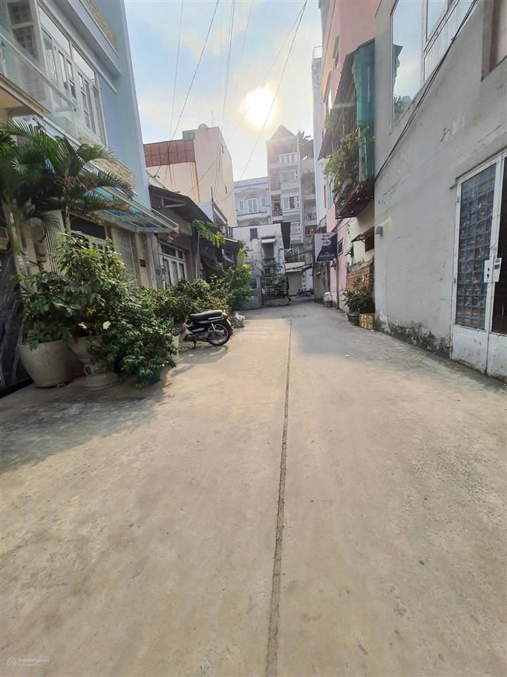 Hxh cầm bá thước p7 khu phan xích long 5 tầng  (5,15x9,8m) full nội thất cao cấp ở ngay 0984 518 ***