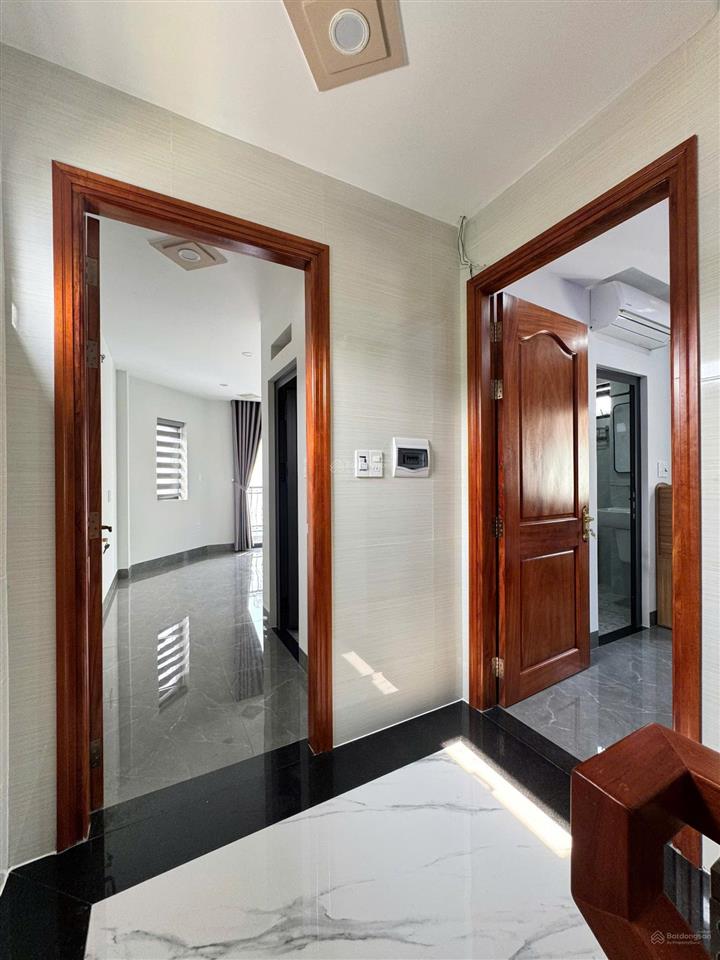 Hxh cầm bá thước p7 khu phan xích long 5 tầng  (5,15x9,8m) full nội thất cao cấp ở ngay 0984 518 ***