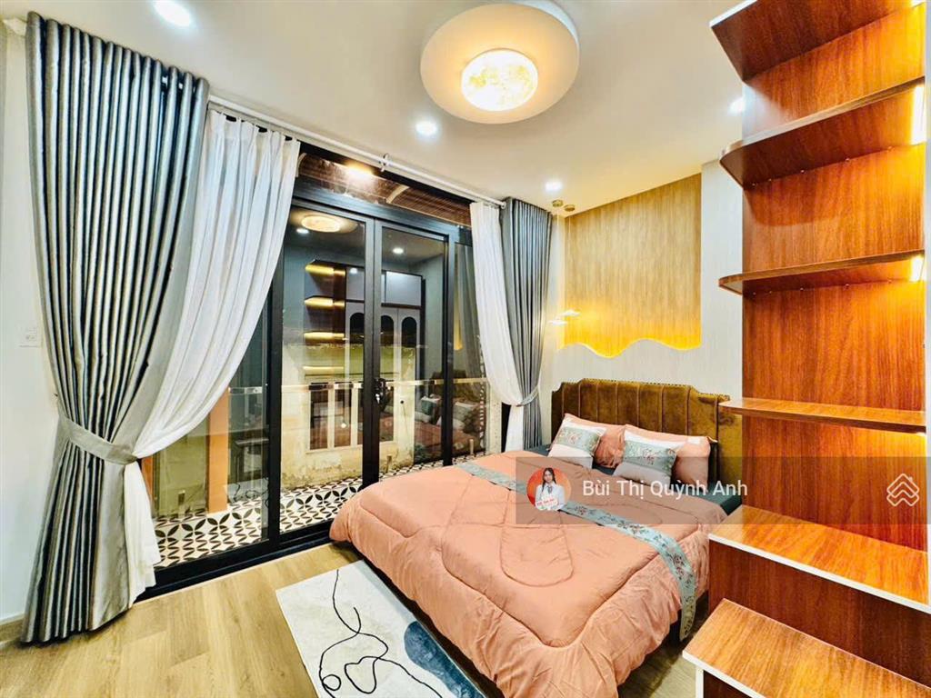 Nhà ngon nở hậu giá tốt 10,8 tỷtl hẻm 270 phan đình phùng  (4,3x11m) 4 tầng 52m2 ở ngay 0984 518 ***