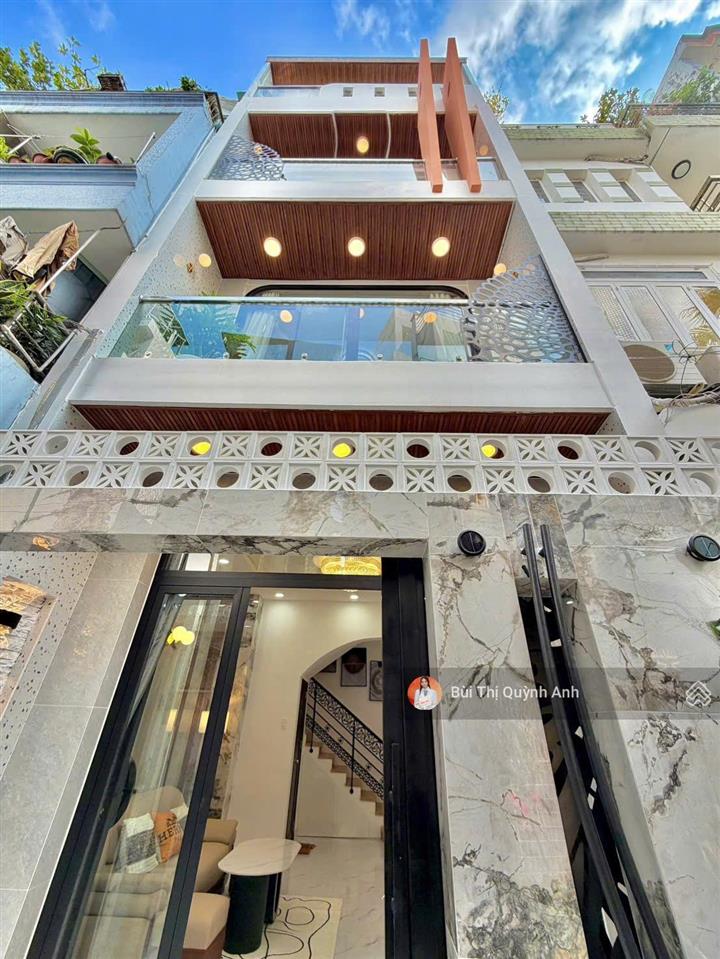 Nhà ngon nở hậu giá tốt 10,8 tỷtl hẻm 270 phan đình phùng  (4,3x11m) 4 tầng 52m2 ở ngay 0984 518 ***