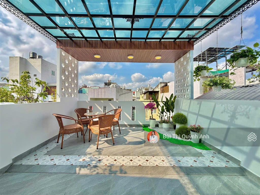 Nhà ngon nở hậu giá tốt 10,8 tỷtl hẻm 270 phan đình phùng  (4,3x11m) 4 tầng 52m2 ở ngay 0984 518 ***