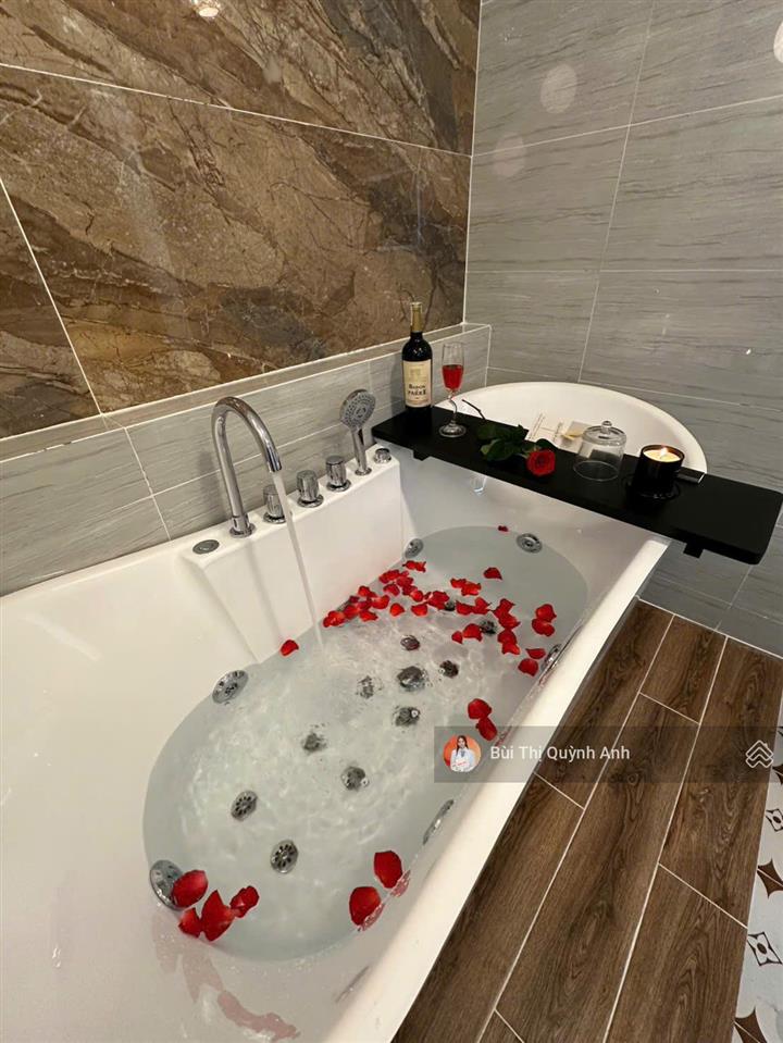 Nhà ngon nở hậu giá tốt 10,8 tỷtl hẻm 270 phan đình phùng  (4,3x11m) 4 tầng 52m2 ở ngay 0984 518 ***