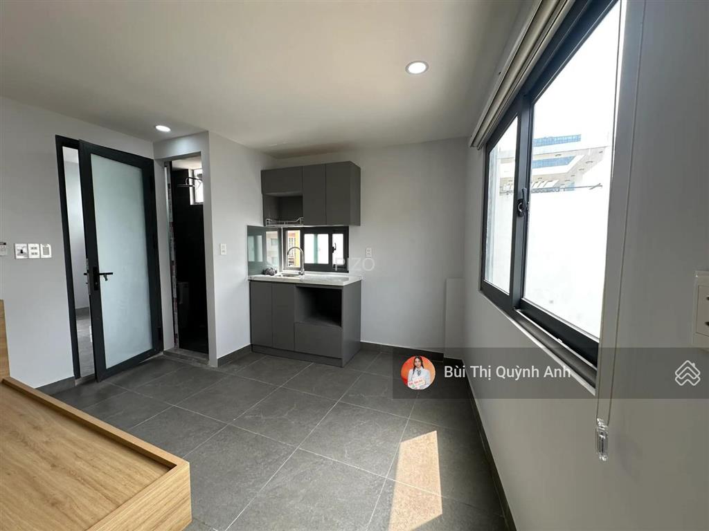 Góc 2 mặt hxh phan xích long pn 4 tầng 5pn có thang máy  (4x13) nở hậu 4,6m giá 15,8 tỷ 0984 518 ***