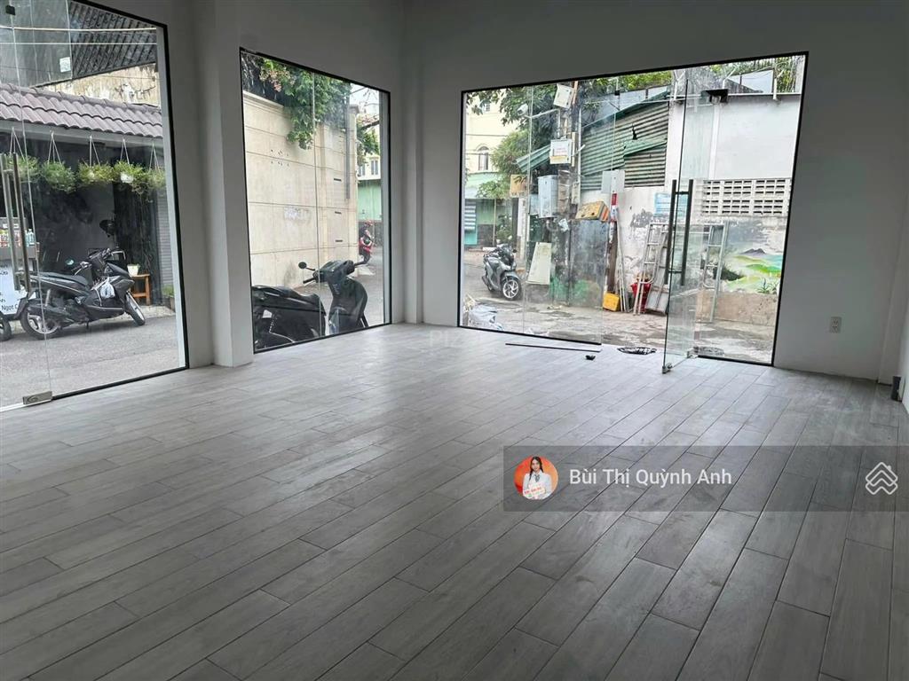 Hiếm! căn góc mặt tiền ngay lê quang định bt chỉ 7 tỷ  tiện xây mới dt 60,78m2,  ngay 0984 518 ***