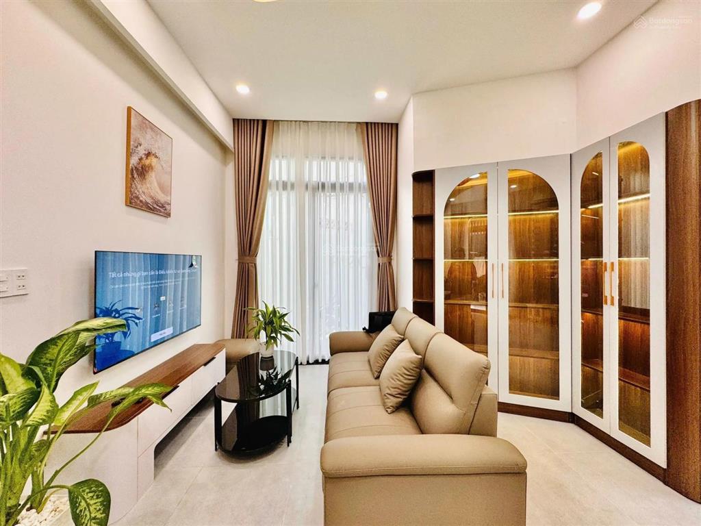 Ngang 7,35m khu phan xích long, phú nhuận 6,25 tỷ full nội thất xách vali vô ở ngay 0984 518 ***