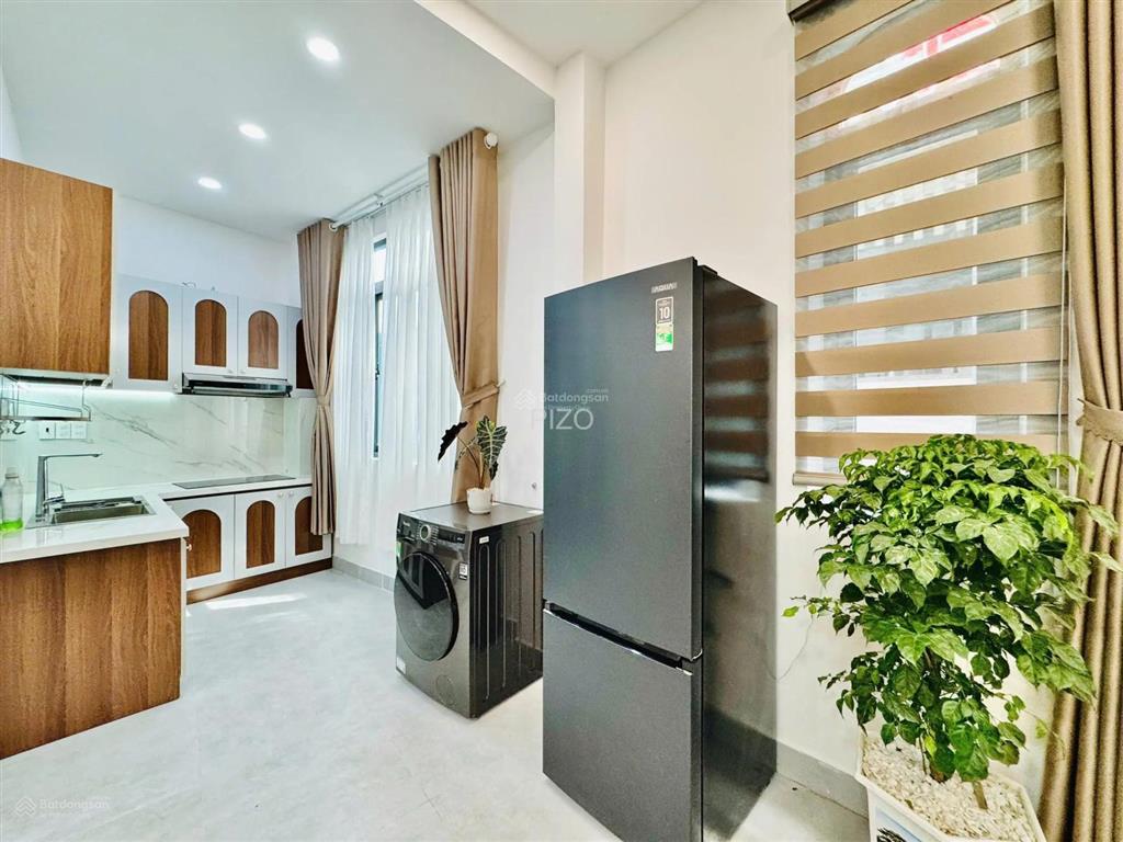 Ngang 7,35m khu phan xích long, phú nhuận 6,25 tỷ full nội thất xách vali vô ở ngay 0984 518 ***