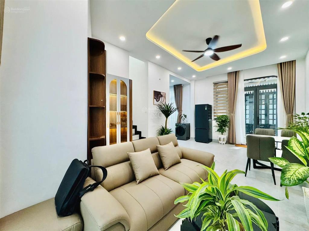 Ngang 7,35m khu phan xích long, phú nhuận 6,25 tỷ full nội thất xách vali vô ở ngay 0984 518 ***