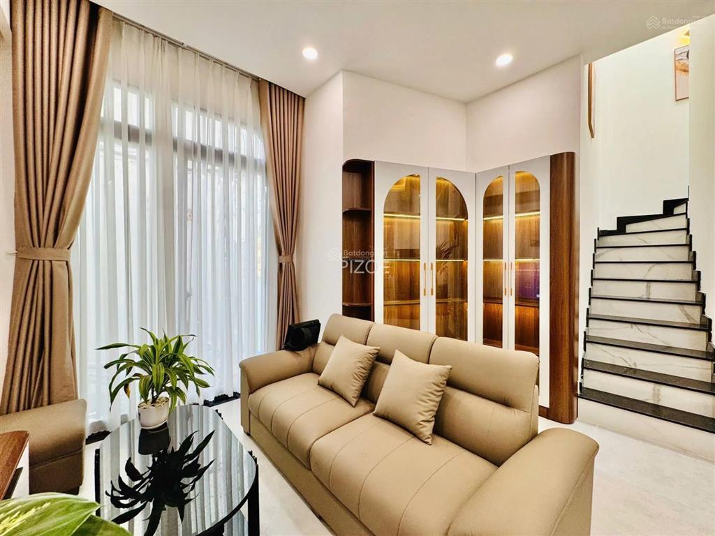 Ngang 7,35m khu phan xích long, phú nhuận 6,25 tỷ full nội thất xách vali vô ở ngay 0984 518 ***