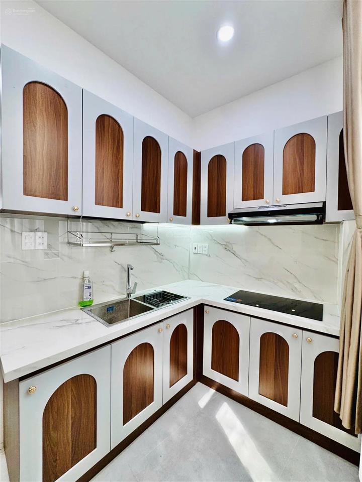 Ngang 7,35m khu phan xích long, phú nhuận 6,25 tỷ full nội thất xách vali vô ở ngay 0984 518 ***