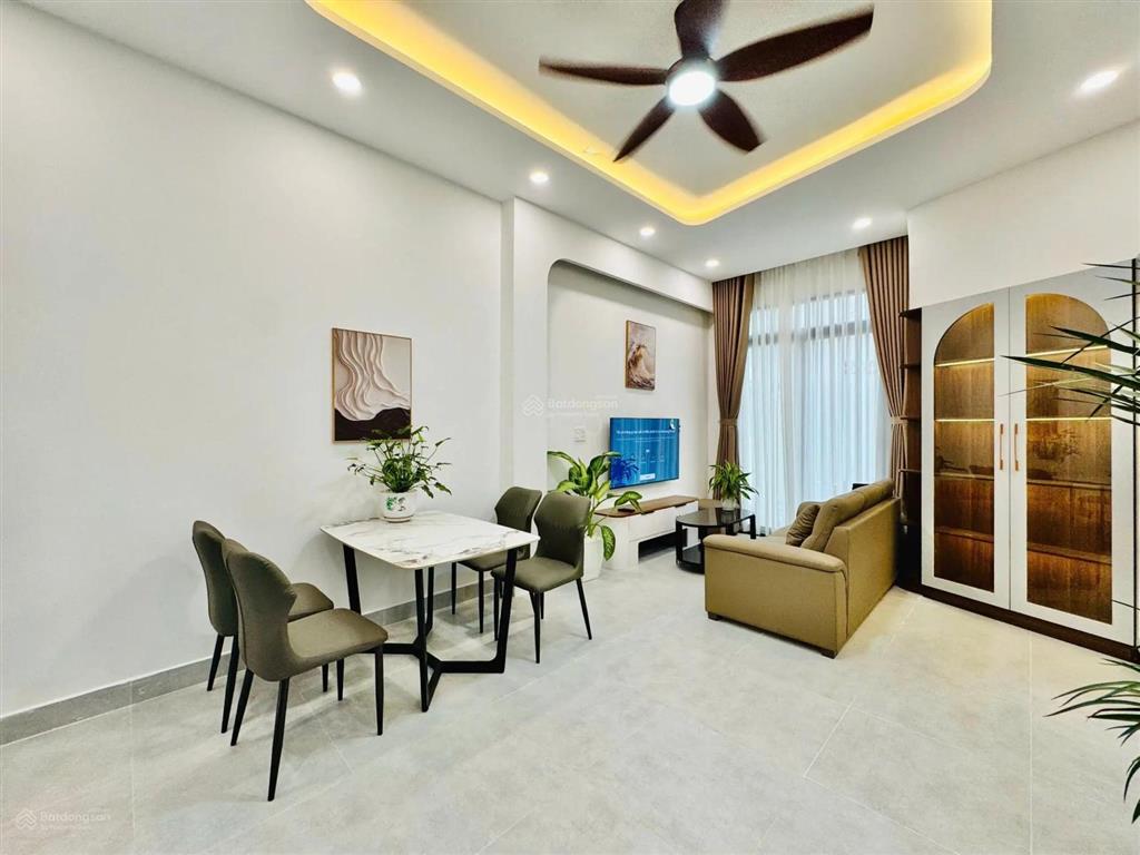Ngang 7,35m khu phan xích long, phú nhuận 6,25 tỷ full nội thất xách vali vô ở ngay 0984 518 ***