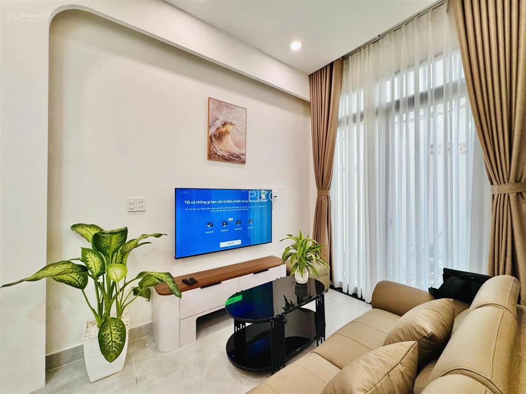 Ngang 7,35m khu phan xích long, phú nhuận 6,25 tỷ full nội thất xách vali vô ở ngay 0984 518 ***