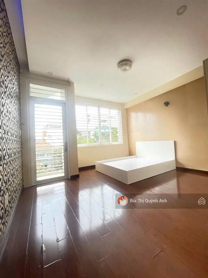 Chỉ 9,8tỷ ngay ngã tư phú nhuận 4tầng 58,3m²  (4,5x13) 4pn 5wc hợp ở, cho thuê chdv 0984 518 ***