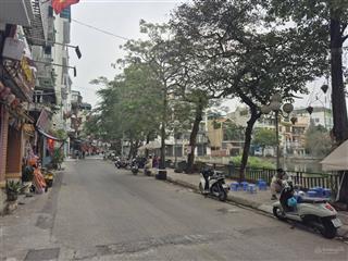 Mặt phố giá ngõ, vỉa hè rộng kd đắc địa, view mặt hồ, dt 33m2*5tầng, chỉ 12,2 tỷ (ctl)