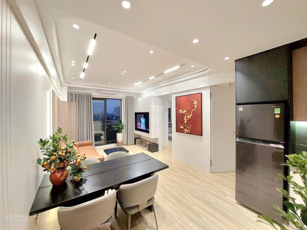 Nhà dân xây 37m2 tại bồ đề long biên, giá cực chất 8,5 tỷ có tl