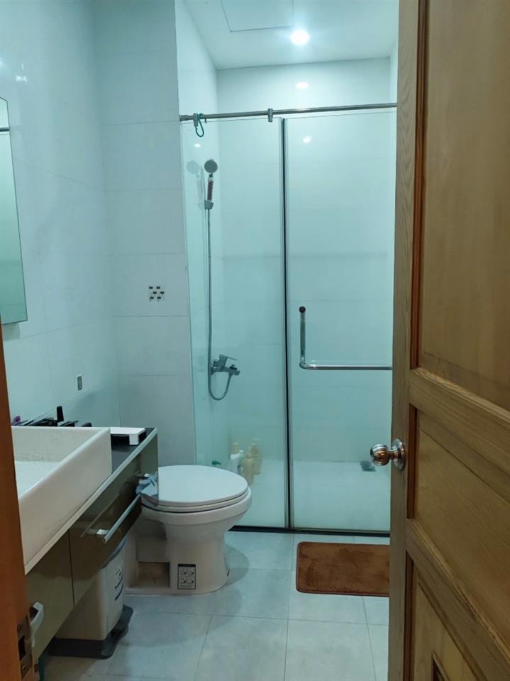 Bán nhà đường  357, Phước Long B, Q9, Thủ Đức, TP HCM. DT 100,2 m2, 3 tầng, sổ hồng. Giá