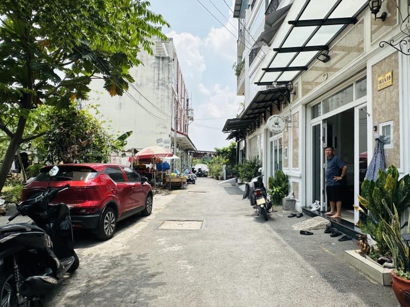 Bán nhà đường số 51, Hiệp Bình Chánh, Thủ Đức, TP HCM. DT 55m2, 4 tầng, sổ hồng. Giá 