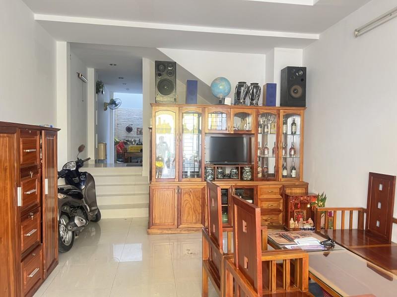 Bán nhà mặt phố đường 263, Tăng Nhơn Phú A, Thủ Đức, TP HCM. DT 85m2, 4 tầng. Giá 7.2 tỷ,