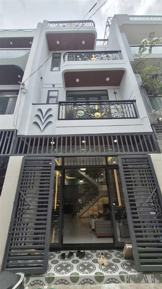 Bán nhà đường ĐT 43, Bình Chiểu, Thủ Đức, TP HCM. DT 52m2, 4 tầng, 4PN, sổ hồng riêng,