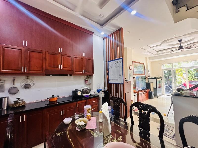 Bán nhà 4 tầng, 55m2 đường số 51, Hiệp Bình Chánh, Thủ Đức. TP HCM. Sổ hồng riêng. Giá