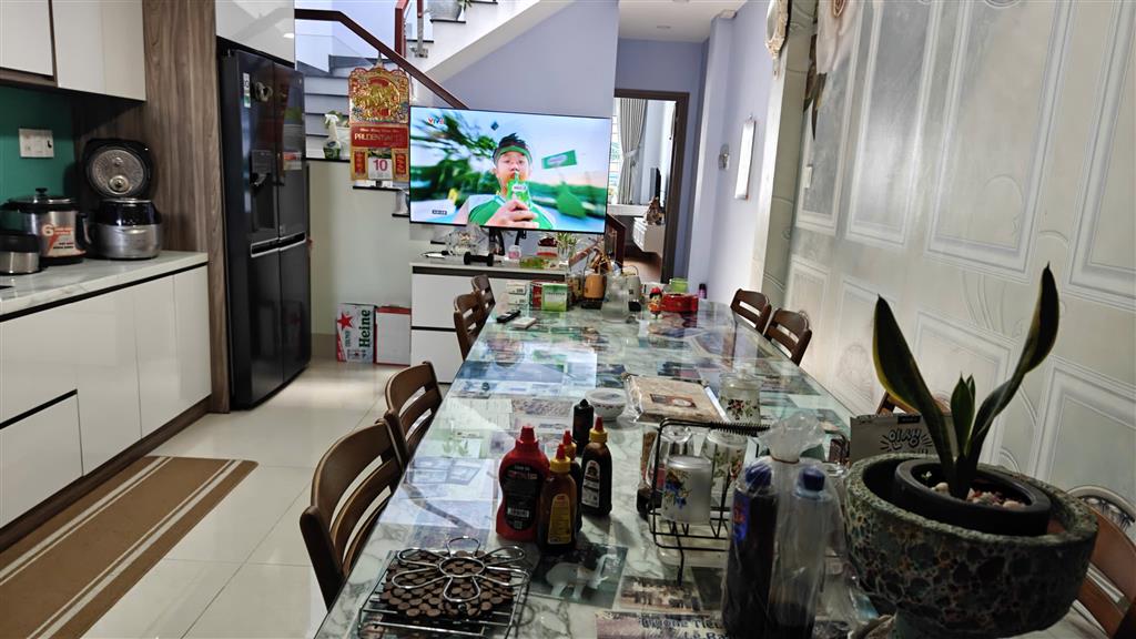 Bán nhà 3 tầng,  đường Tân Hòa 2, Hiệp Phú, Q9. Thủ Đức, TP HCM. DT 72m2, SHR.  Giá 9,4