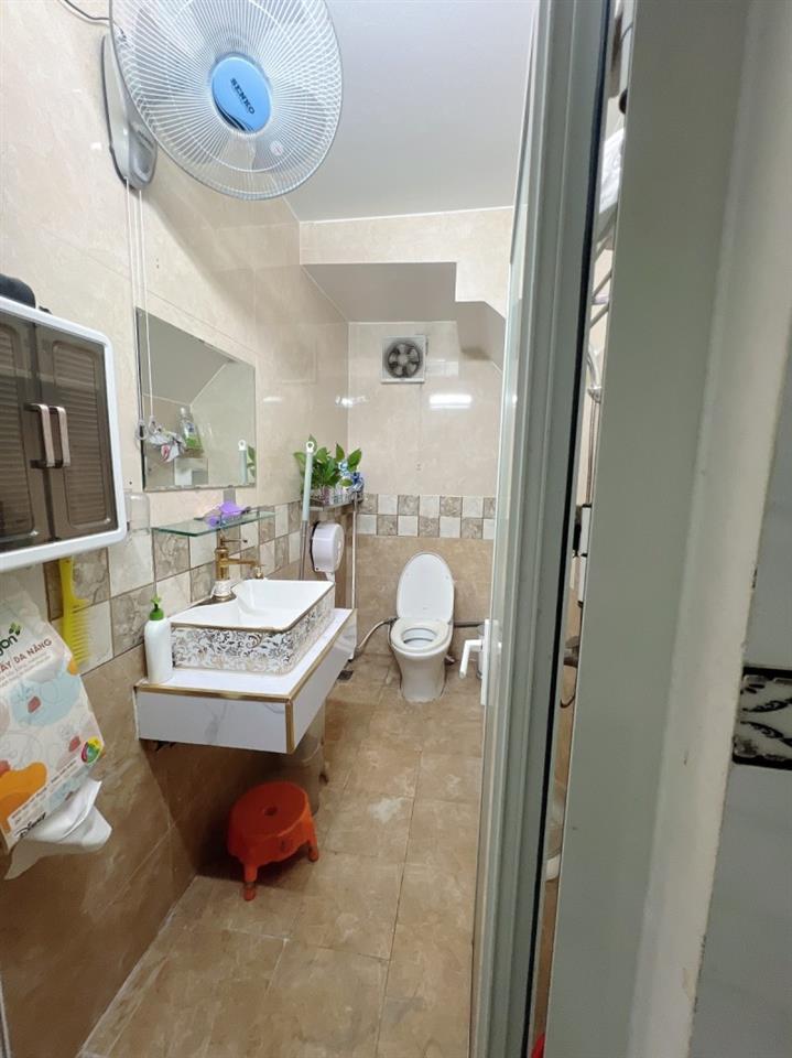 Bán nhà 4 tầng Đường Số 11, Linh Xuân, Thủ Đức, TP HCM. DT60m2, SHR, giá 6,28  tỷ.
