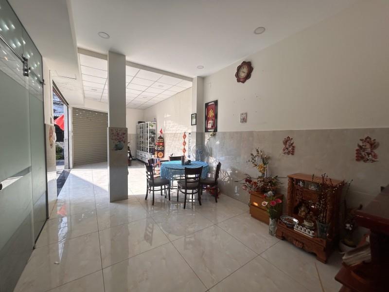 Bán nhà 3 tầng, 61m2 đường Số 8, Linh Xuân, Thủ Đức, TP HCM, Sổ hồng riêng. Giá 3.79 tỷ.