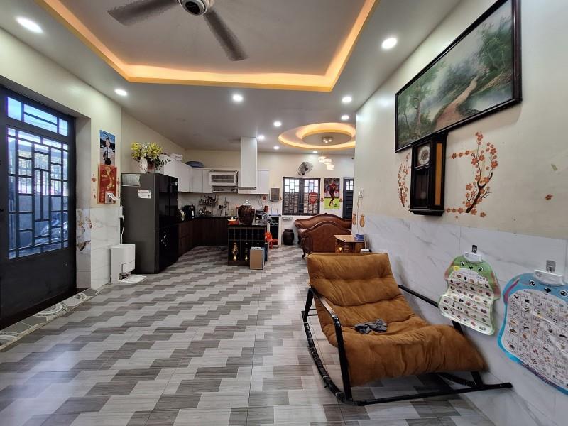 Bán nhà 104m2, Quốc Lộ 13, Hiệp Bình Phước, Thủ Đức, TP HCM,  2 tầng,  sổ hồng riêng. Giá