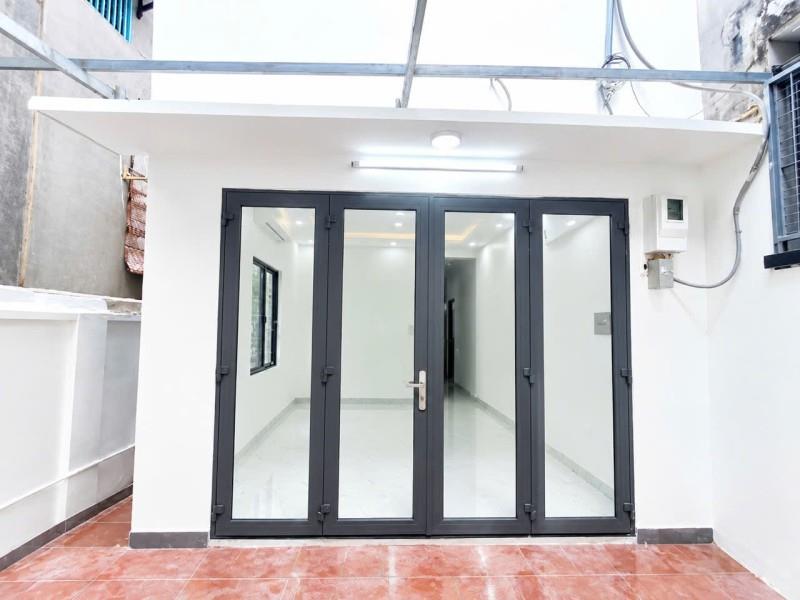 Bán nhà đường số 10, Linh Trung, Thủ Đức, TP HCM. DT 94m2, cấp 4, giá 5.49 tỷ, Sổ hồng