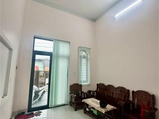 Bán nhà đường số 11, Linh Xuân, Thủ Đức, TP HCM. DT 70m2, 2 tầng, sổ hồng riêng. Giá 5 tỷ.