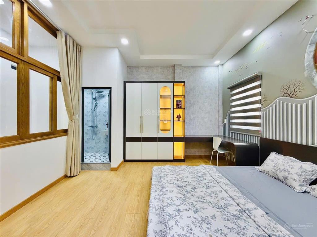 Nhà 103/10 quang trung p8 gv ngang 5.8x10 trệt lầu 3pn 3 vệ sinh. hẻm trước nhà 8m có vỉa hè 5.9 tỷ