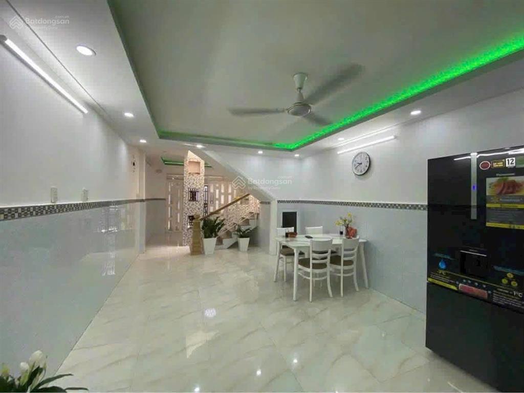 Nhà 5,5 tỷ 3pn hẻm 417 quang trung ngang 4m x 14m xây trệt lầu, ban công trước sau thêm mái bằng
