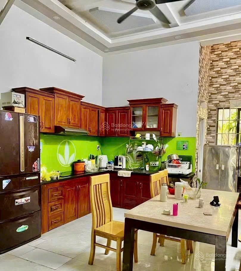 Nhà 58m2 gần siêu thị emart 2 phan huy ích ngang 4,5x14 trệt 2 lầu bt t 3pn rộng, giá 5 tỷ 980 tr