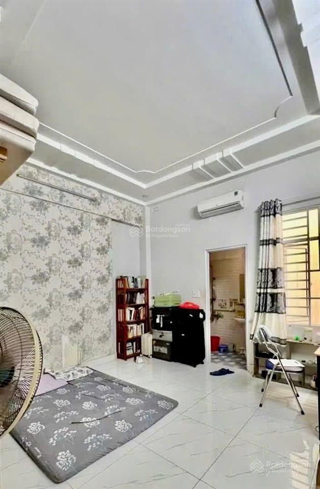 Nhà 58m2 gần siêu thị emart 2 phan huy ích ngang 4,5x14 trệt 2 lầu bt t 3pn rộng, giá 5 tỷ 980 tr