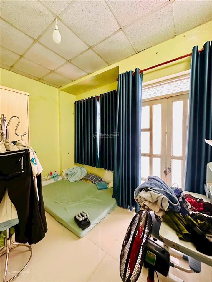 Nhà hẻm 417 quang trung 4m x 8m chỉ 2,39 tỷ sẵn có 2 tầng btct 2pn và 2 nhà vệ sinh, hẻm ba gác