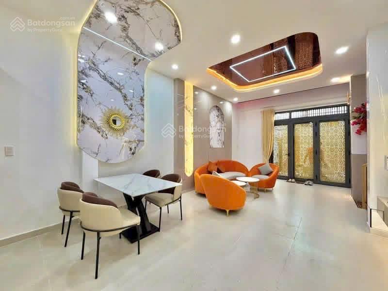 Nhà nơ trang long, p13 nở hậu 64m2 (6x12) trệt lầu, có 4pn, 1pn trệt, tặng hết nội thất cao cấp