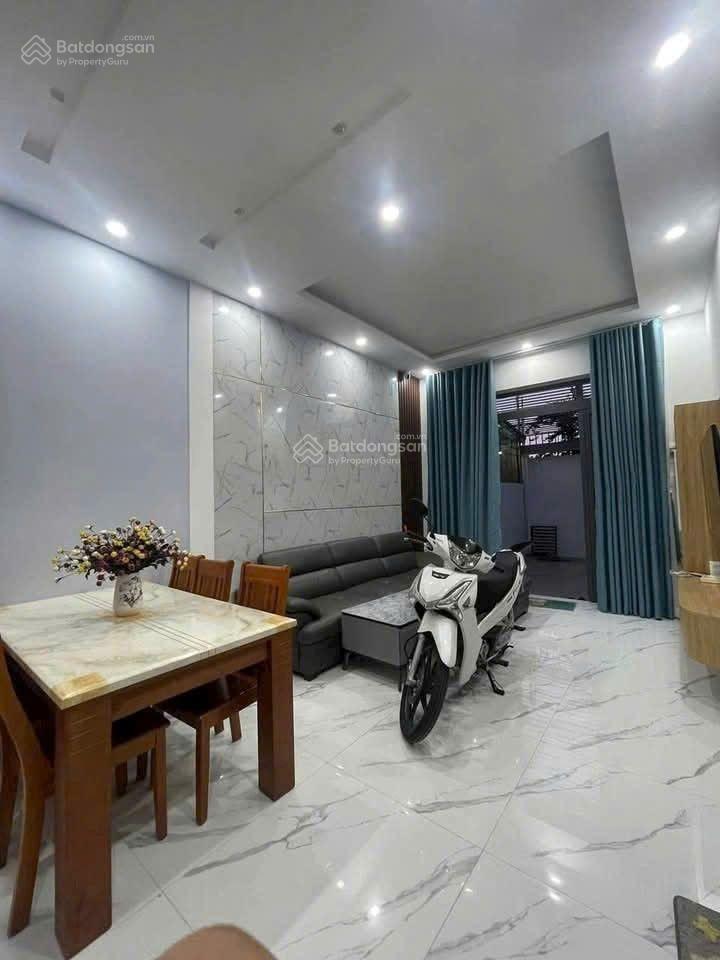 Bán nhà đang ở, dt 100m2, sổ hồng riêng, đường đinh đức thiện, bình chánh