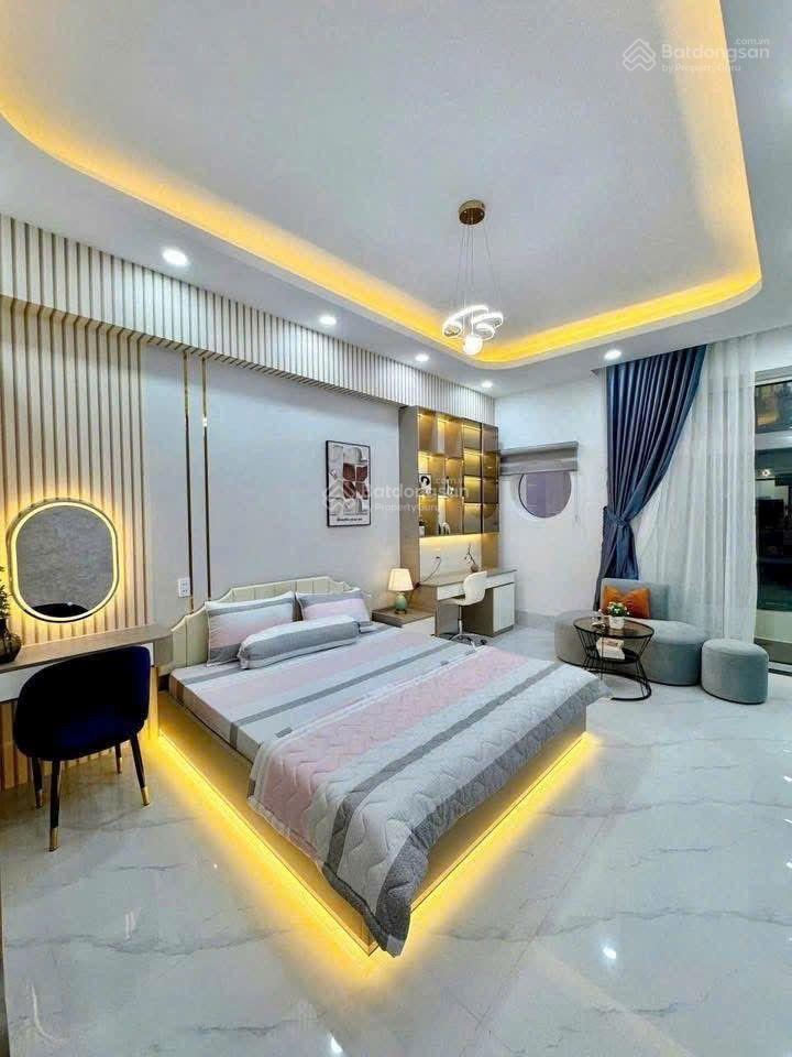 Bán gấp căn nhà đường nguyễn cửu phú, dt 80m2, shr, bình chánh