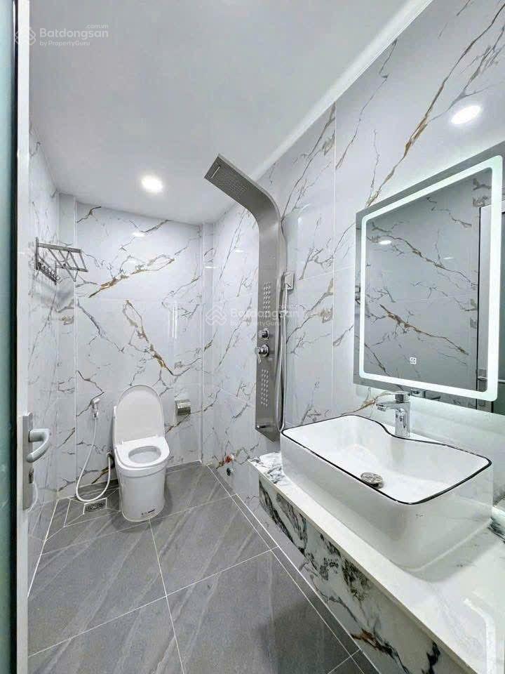Bán gấp căn nhà đường nguyễn cửu phú, dt 80m2, shr, bình chánh