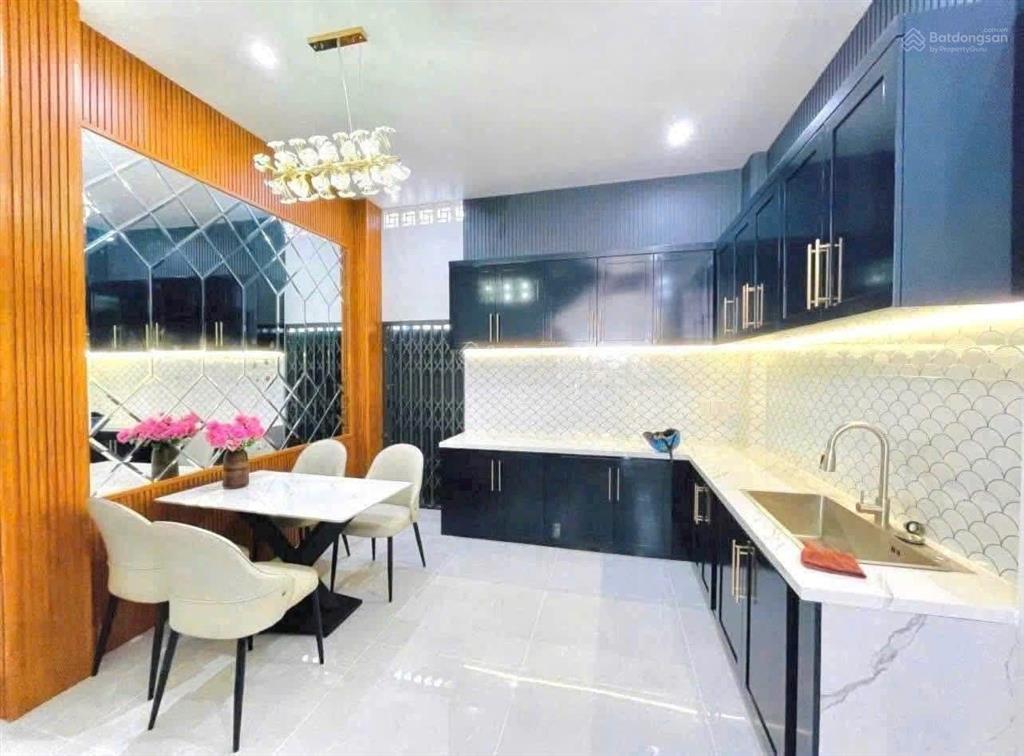 Cần bán nhanh nhà đường nguyễn hữu trí, chợ đệm, bình chánh, dt 80m2, sổ hồng riêng