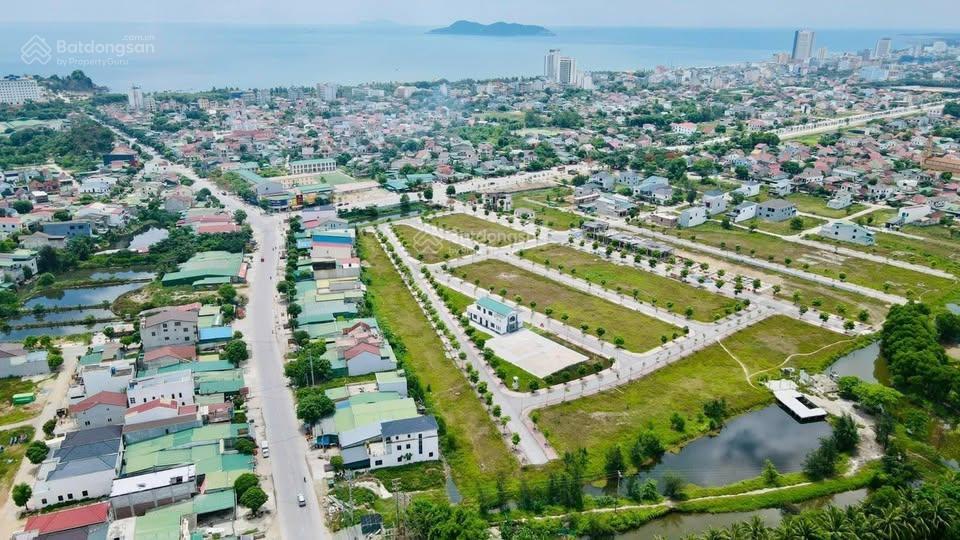 Đất nền kđt lối 2 đường nguyễn huệ 160m2 giá 4,5 tỷ