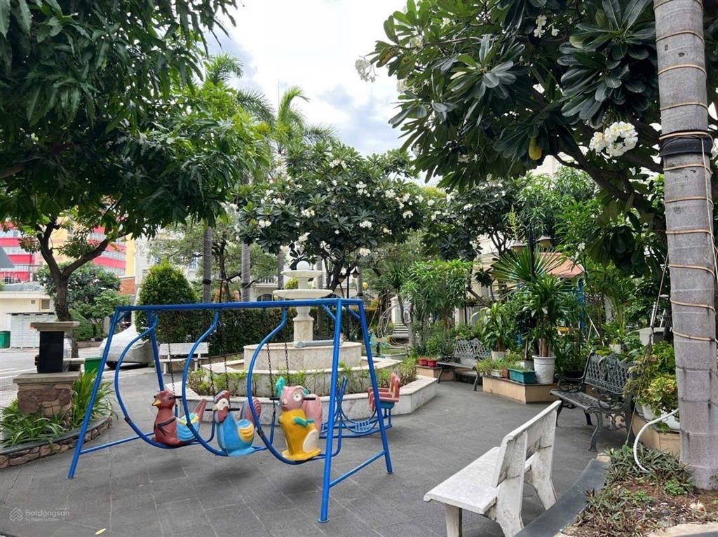 Biệt thự liền kề 3 tầng, 95m2  ngay mt đỗ xuân hợp  nhỉnh 13 tỷ (tl)  bảo vệ 24/7, hồ bơi, gym