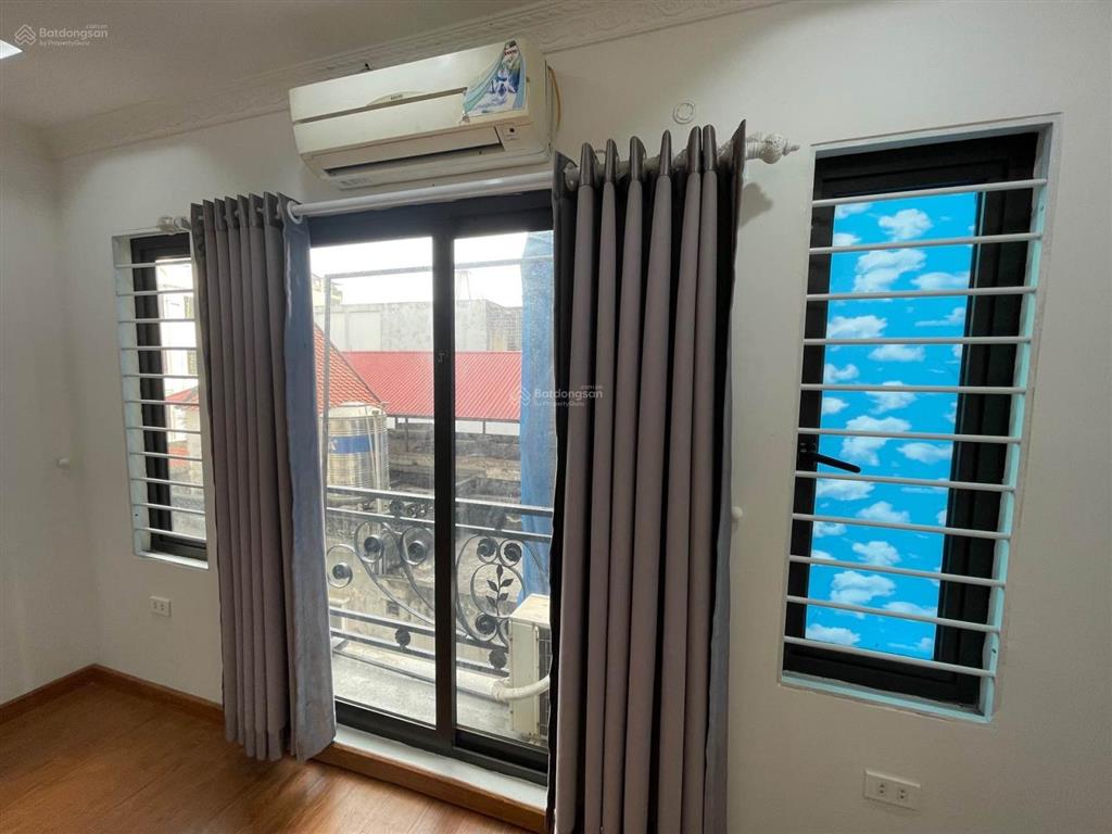 Nhà đẹp ôtô đỗ cửa tại hồ tùng mậu  40m2 x 7 tầng thang máy nhỉnh 14tỷ , nhà mới xây ở ngay