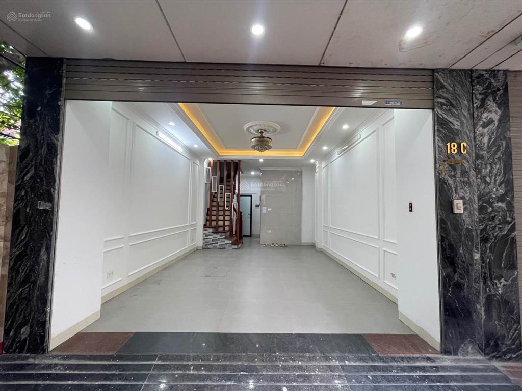 Nhà đẹp ôtô đỗ cửa tại hồ tùng mậu  40m2 x 7 tầng thang máy nhỉnh 14tỷ , nhà mới xây ở ngay
