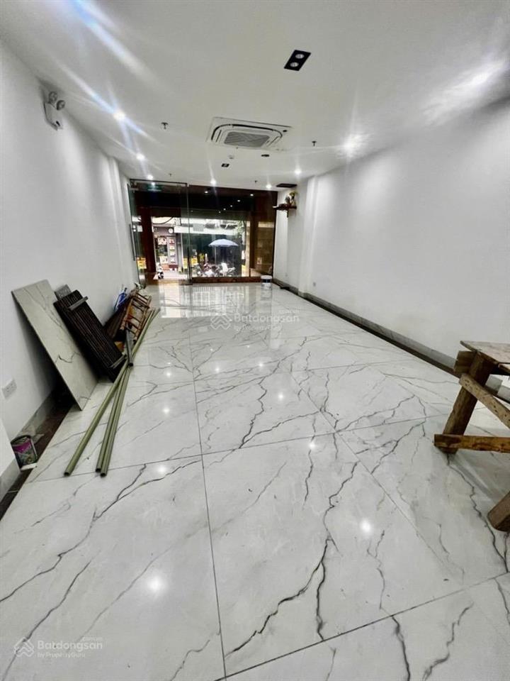 Nhà mặt phố kinh doanh sát sườn ciputra  100m2 x 8tầng nhỉnh 38tỷ  dòng tiền đỉnh 1,5tỷ/năm