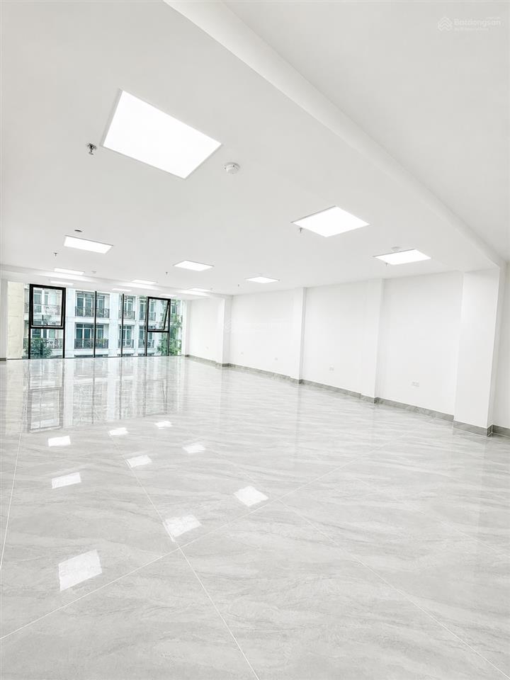 Nhà phân lô kinh doanh lê đức thọ , mai dịch nhỉnh 69tỷ  115m2 x 7 tầng  dòng tiền 2,5tỷ / năm