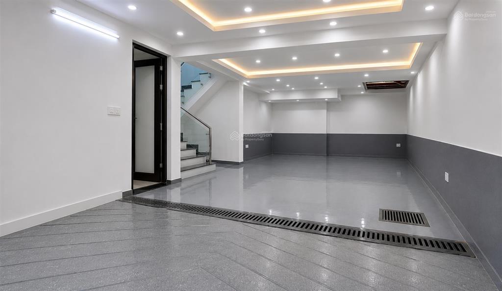 Biệt thự trần duy hưng, lê văn lương, nhỉnh 50 tỷ  100m² x 5 tầng  phân lô ô tô đỗ cửa ngày đêm