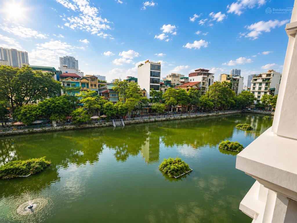 Biệt thự view hồ trần duy hưng, cầu giấy, nhỉnh 37 tỷ100m2 x 4 tầng mt 5msân vườn view hồ thoáng