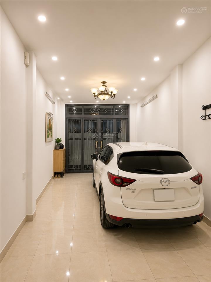 Nhà ngõ ô tô giảng võ, đống đa, 19 tỷ  60m2 x 5 tầng, mt 4m  nội thất xịn, ô tô đỗ cửa ngày đêm